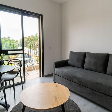 Nahal Oz 33 Aparthotel Bat Yam Luaran gambar