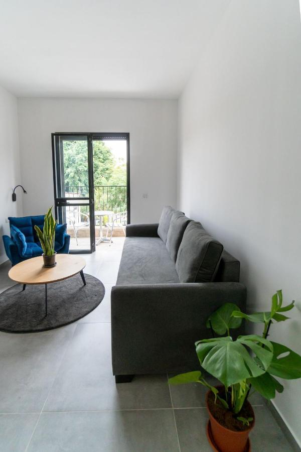 Nahal Oz 33 Aparthotel Bat Yam Luaran gambar