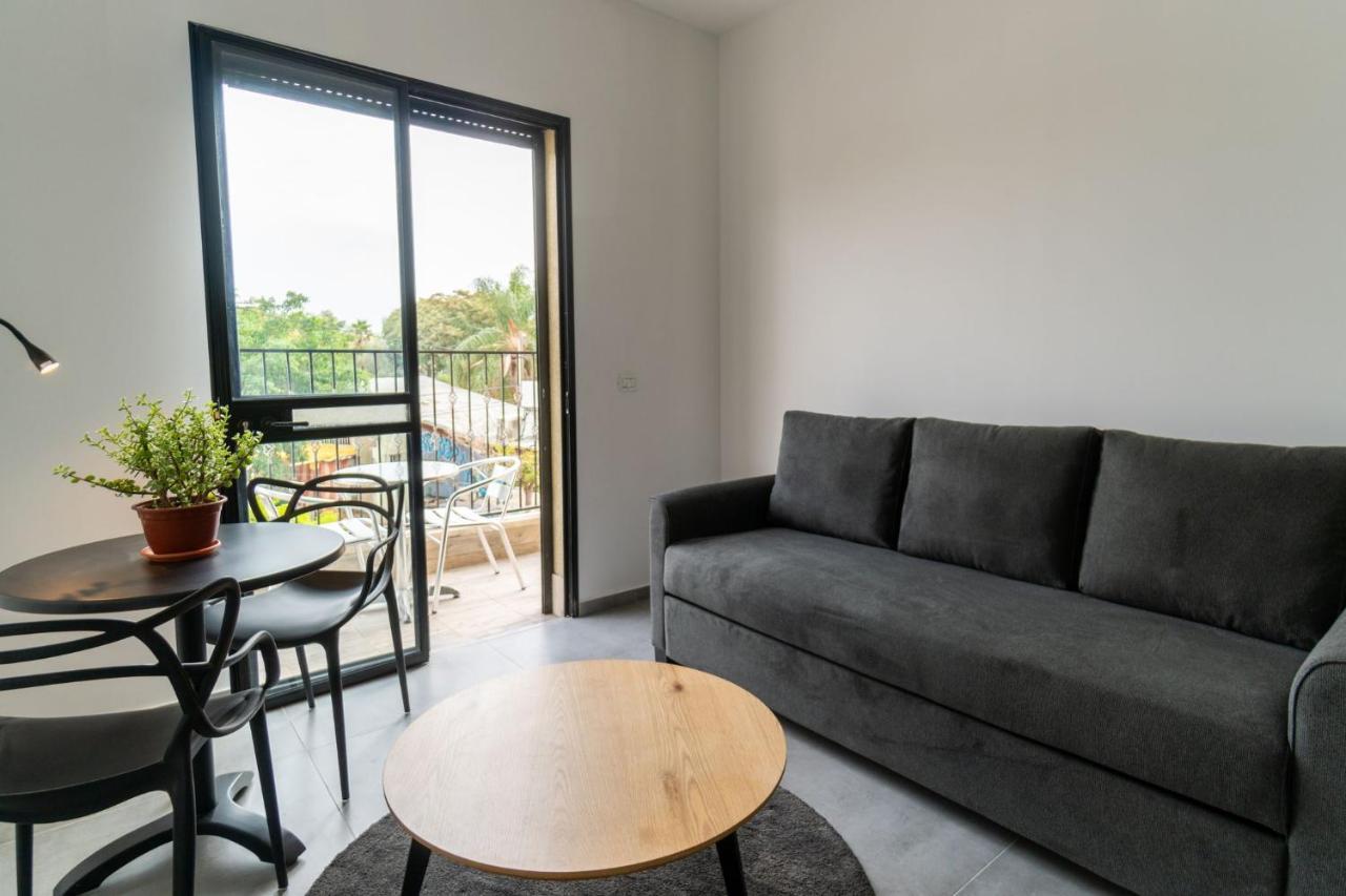Nahal Oz 33 Aparthotel Bat Yam Luaran gambar